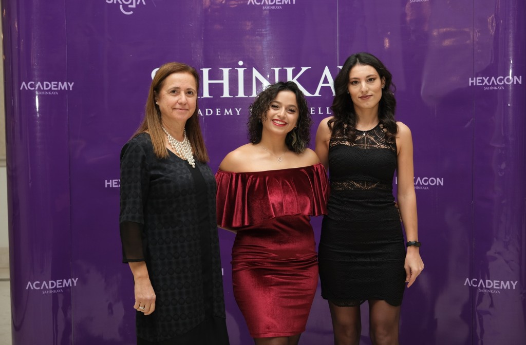 Öğretmenler Günü'nde Görkemli Kutlama