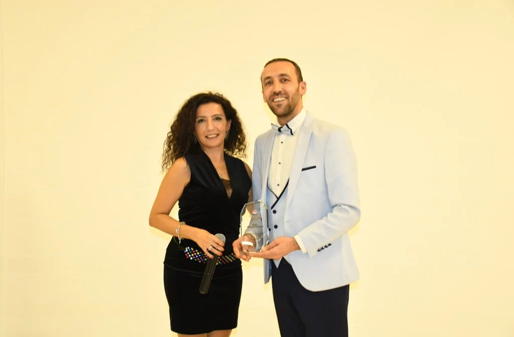 Bahçeşehir Bademli Kampüsü'nde coşkulu öğretmenler günü kutlaması