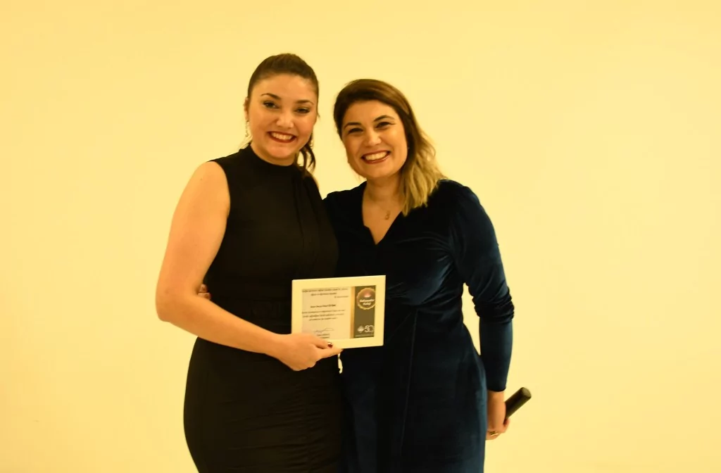 Bahçeşehir Bademli Kampüsü'nde coşkulu öğretmenler günü kutlaması