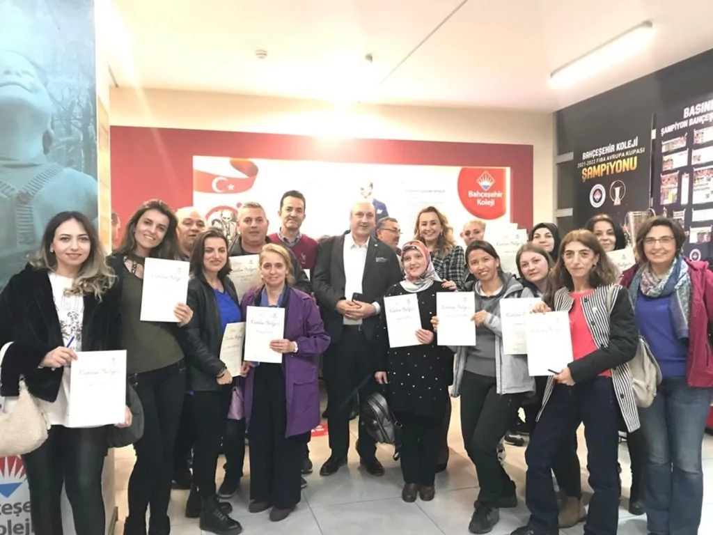 Bahçeşehir Koleji Nilüfer Kampüsü'nde 'Dijital Çağ Nedir?' paneli