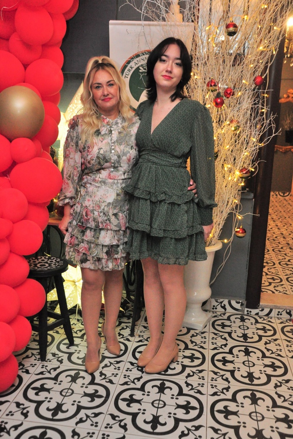 Annelerden 2022'ye renkli veda