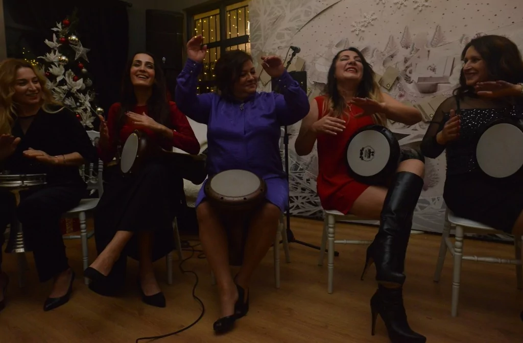 Annelerden 2022'ye renkli veda