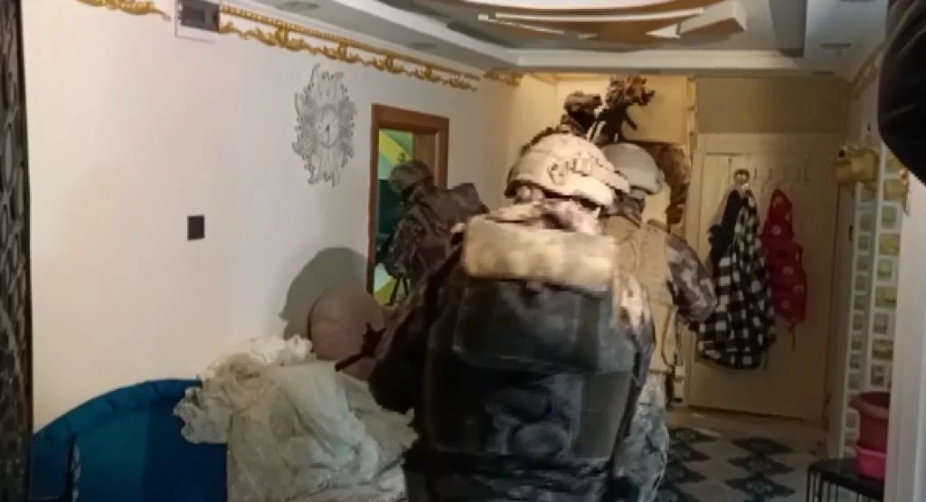 Bursa'da zehir tacirlerine dev operasyon! 5 ilde eş zamanlı baskın