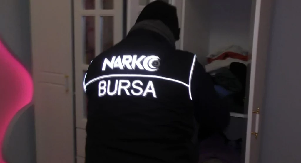 Bursa'da zehir tacirlerine dev operasyon! 5 ilde eş zamanlı baskın