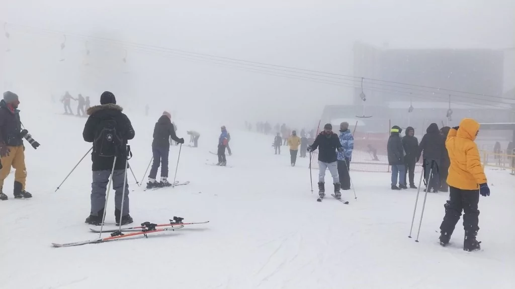 Uludağ'da pistler dolup taştı!