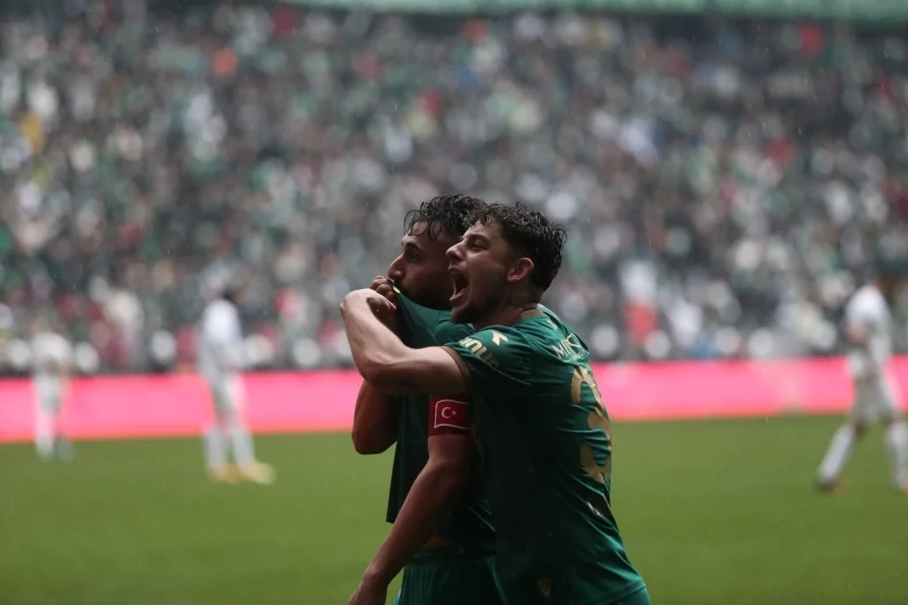 Timsah Arena'da muhteşem görüntüler!