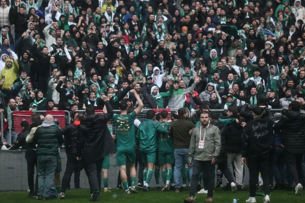 Timsah Arena'da muhteşem görüntüler!