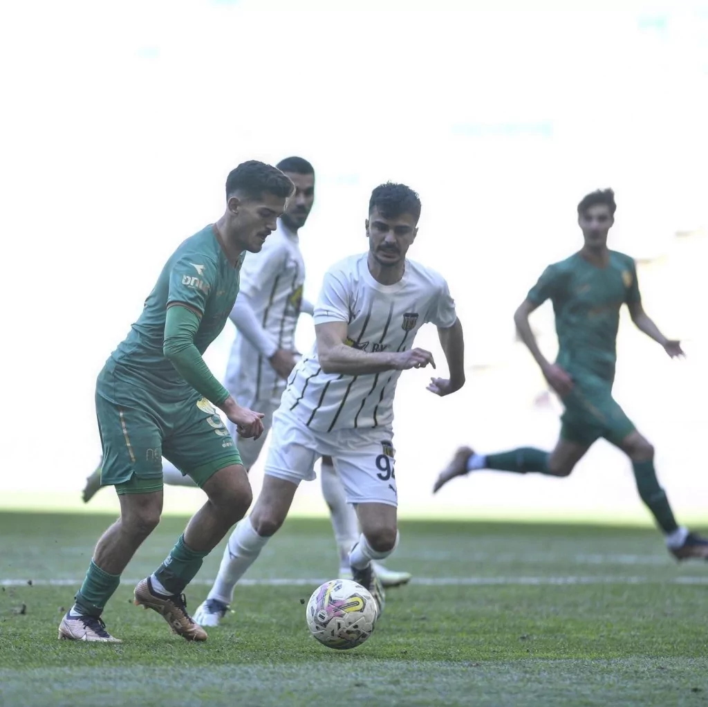 Bursaspor: 3 - Bayburt Özel İdare Spor: 1