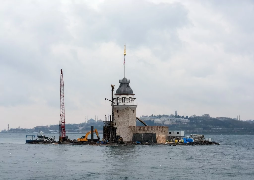 İşte restorasyon sonrası Kız Kulesi'nin yeni görüntüsü