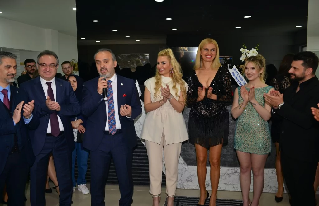 MD Beauty Center'a yıldızlı açılış