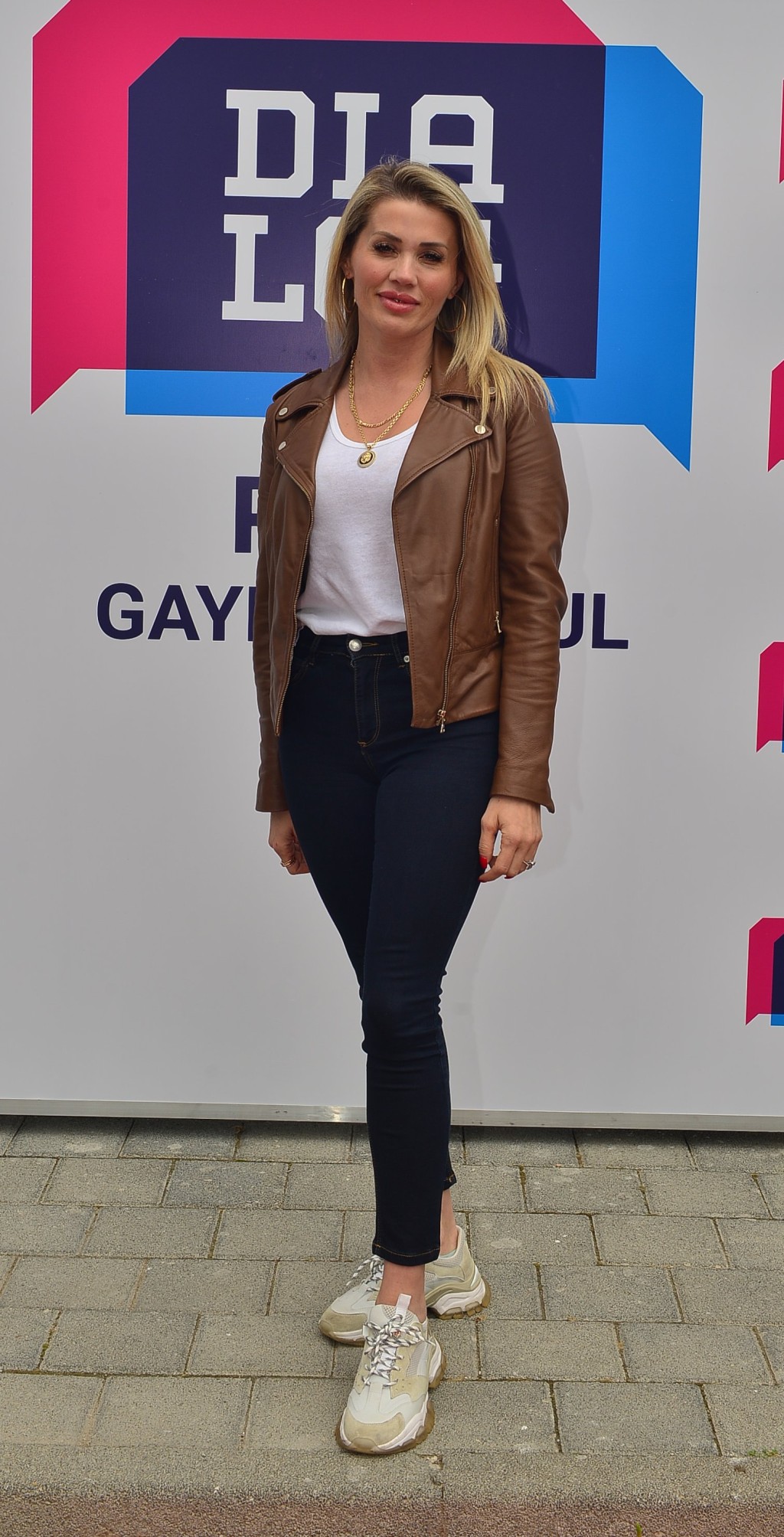 Dialog Plus Gayrimenkul'e görkemli açılış