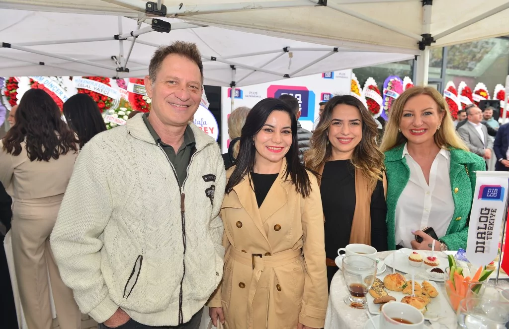 Dialog Plus Gayrimenkul'e görkemli açılış