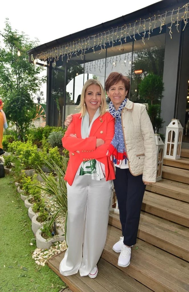 Annelerden geleneksel buluşma