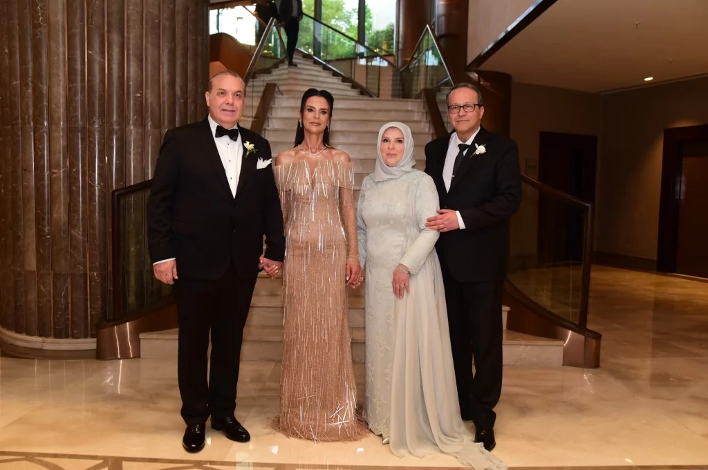 Başkan Erkan Kamat kızını evlendirdi
