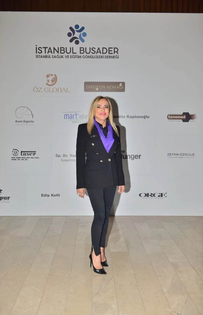 Antakya Medeniyetler Korosu depremzedeler için söyledi