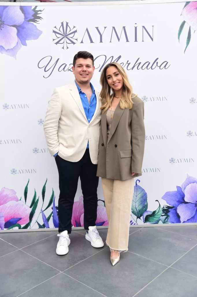 Aymin'den yaza renkli merhaba