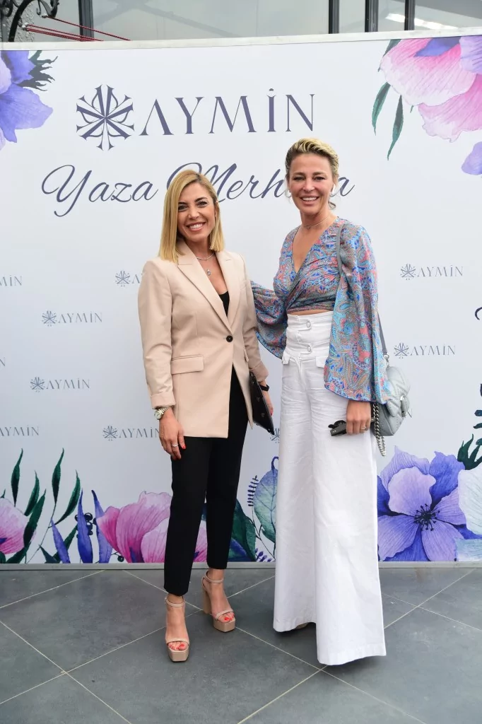 Aymin'den yaza renkli merhaba