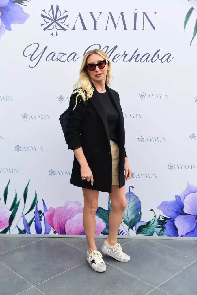 Aymin'den yaza renkli merhaba