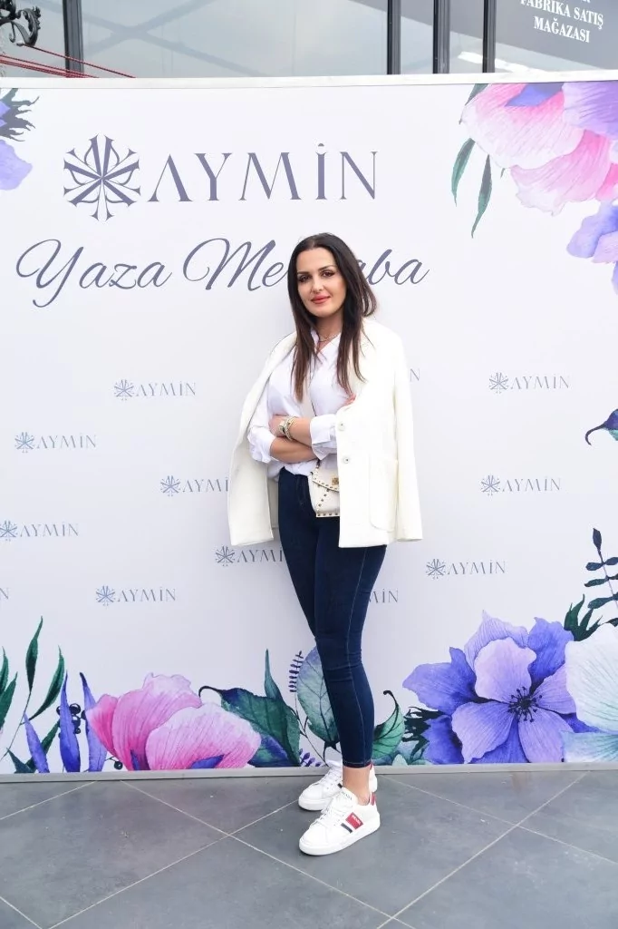 Aymin'den yaza renkli merhaba