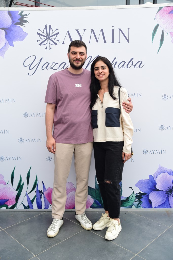 Aymin'den yaza renkli merhaba