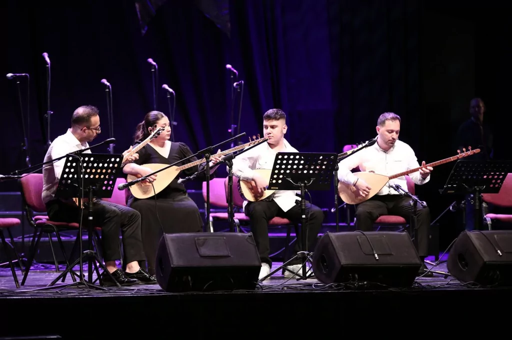 Bursa'da muhteşem yılsonu konseri