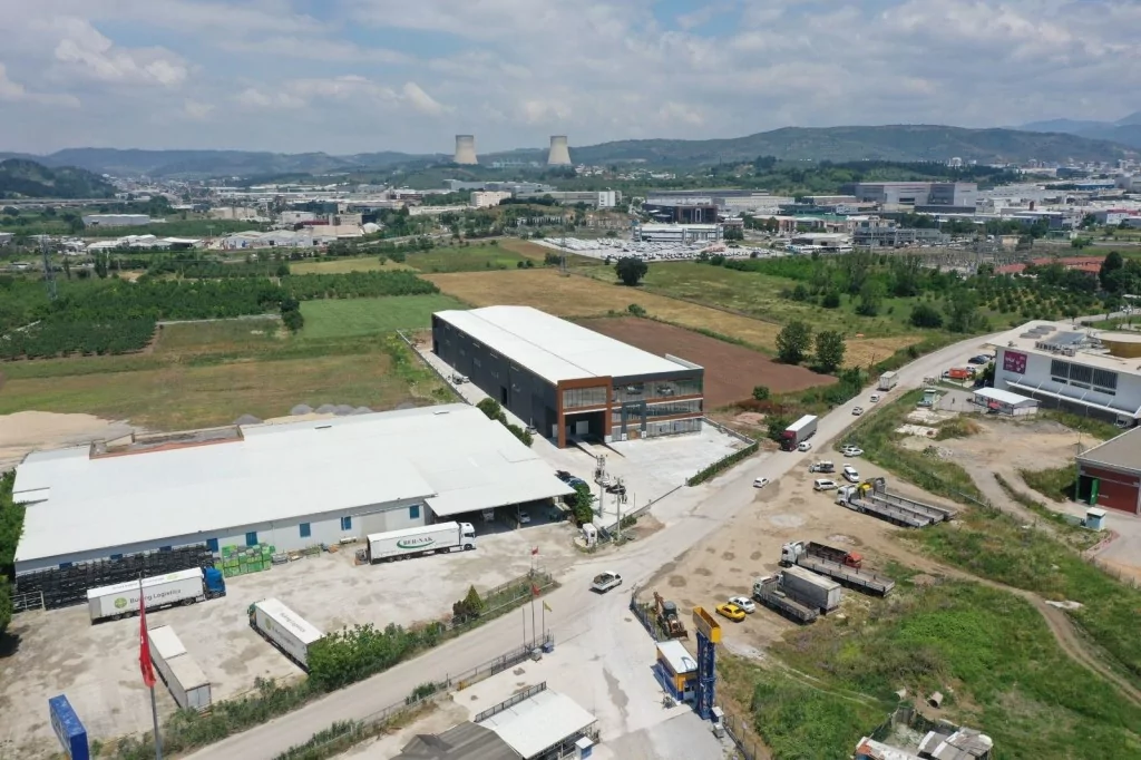 Kaçak yapılar yüzünden Bursa Ovası böyle yok oluyor!