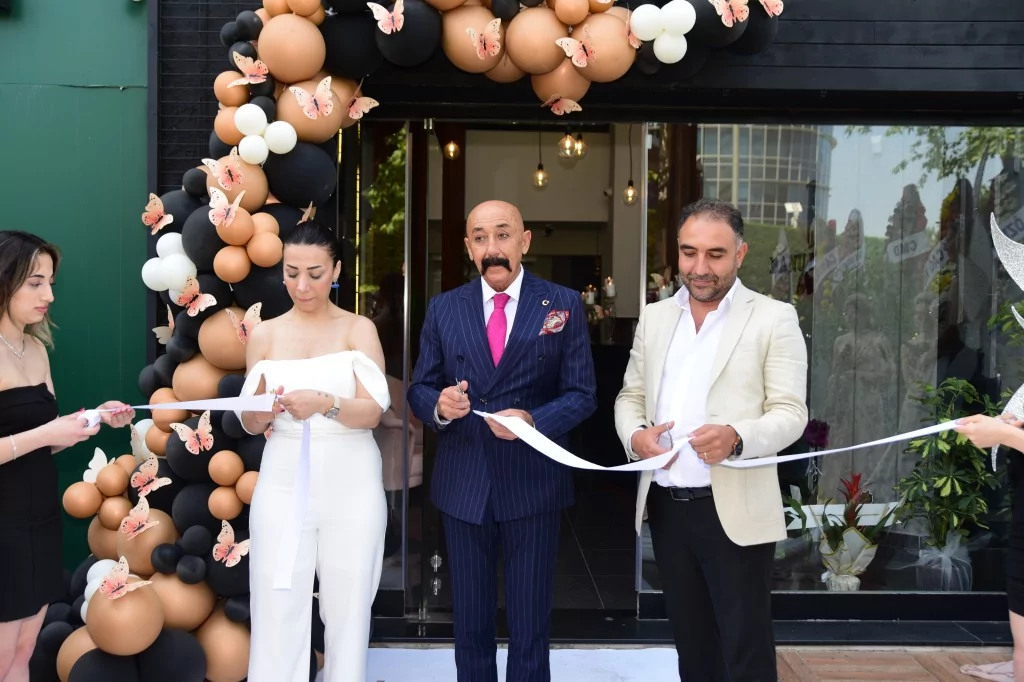 Her kadın güzel olmayı hak eder!