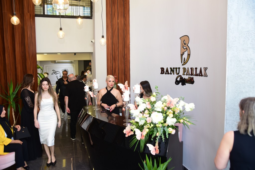 Her kadın güzel olmayı hak eder!