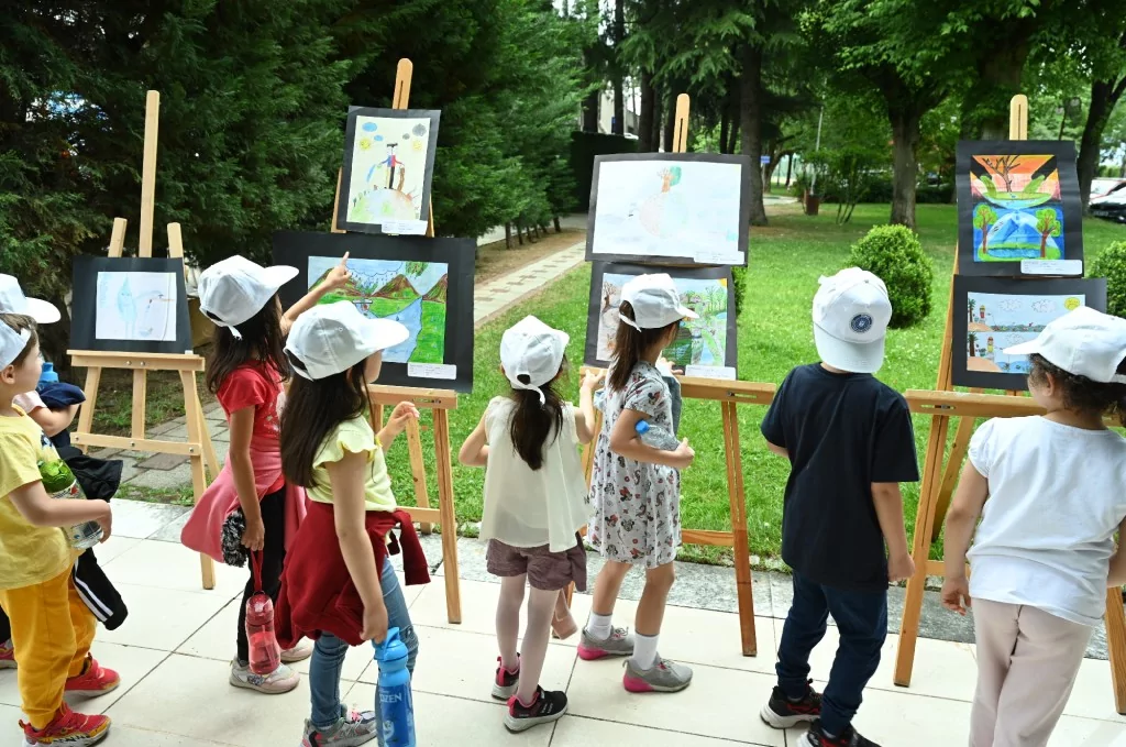 Bursa'da su da söz de küçüğün