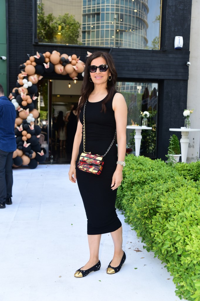 Her kadın güzel olmayı hak eder!