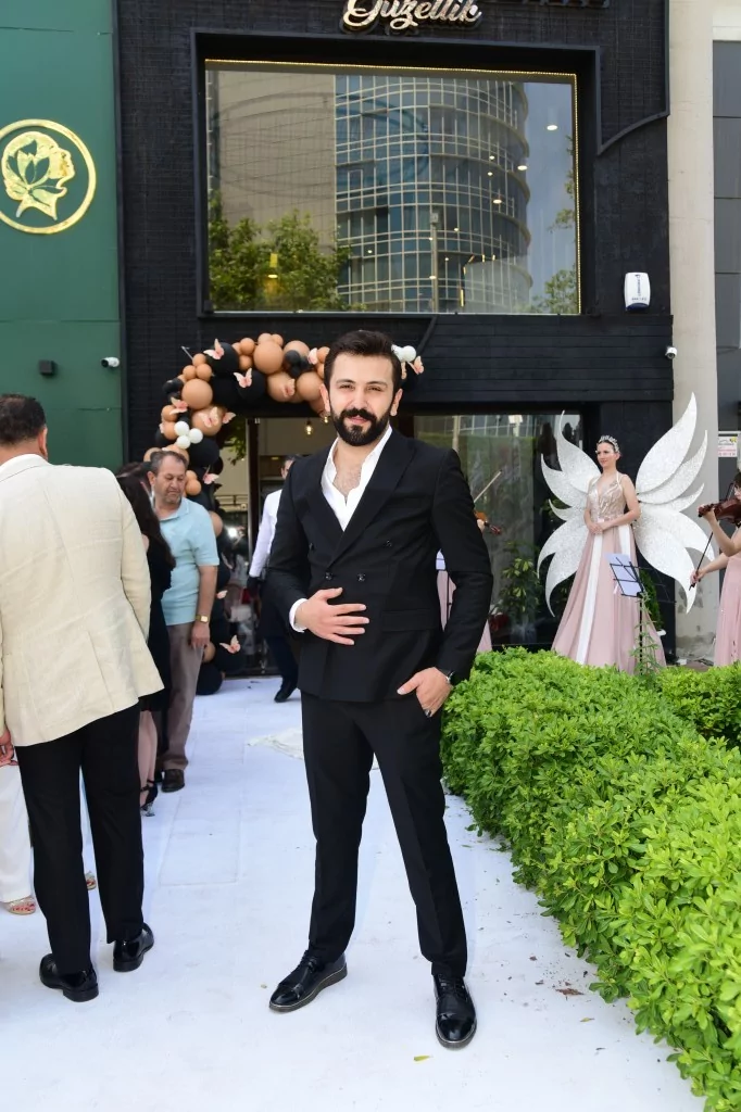 Her kadın güzel olmayı hak eder!