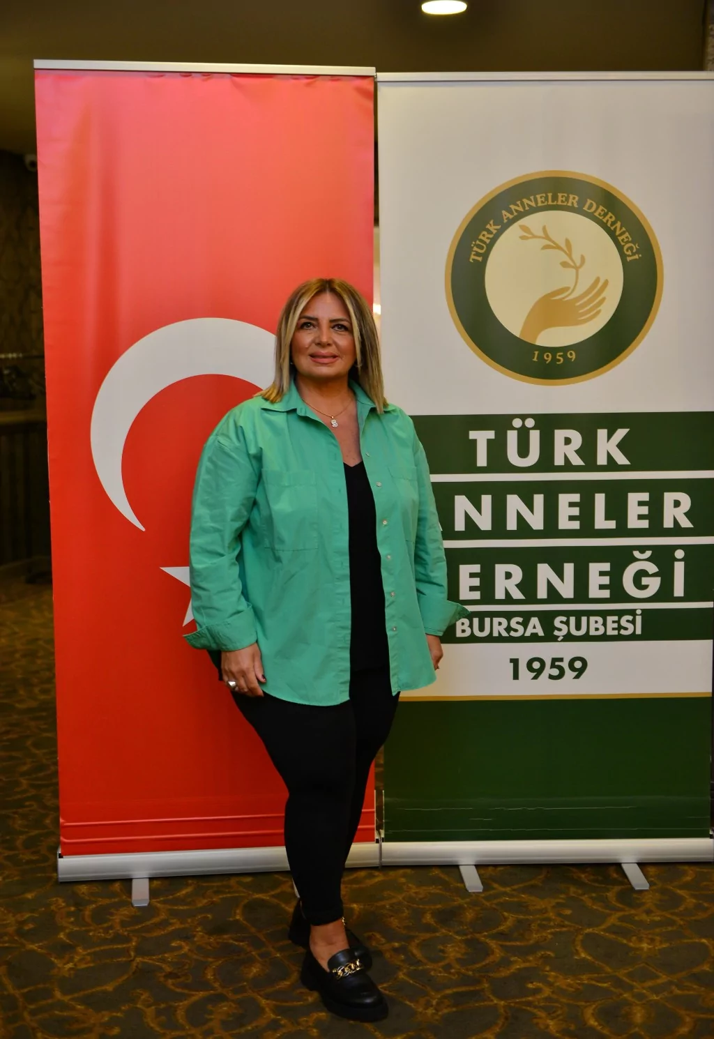 Annelerden sezona renkli veda