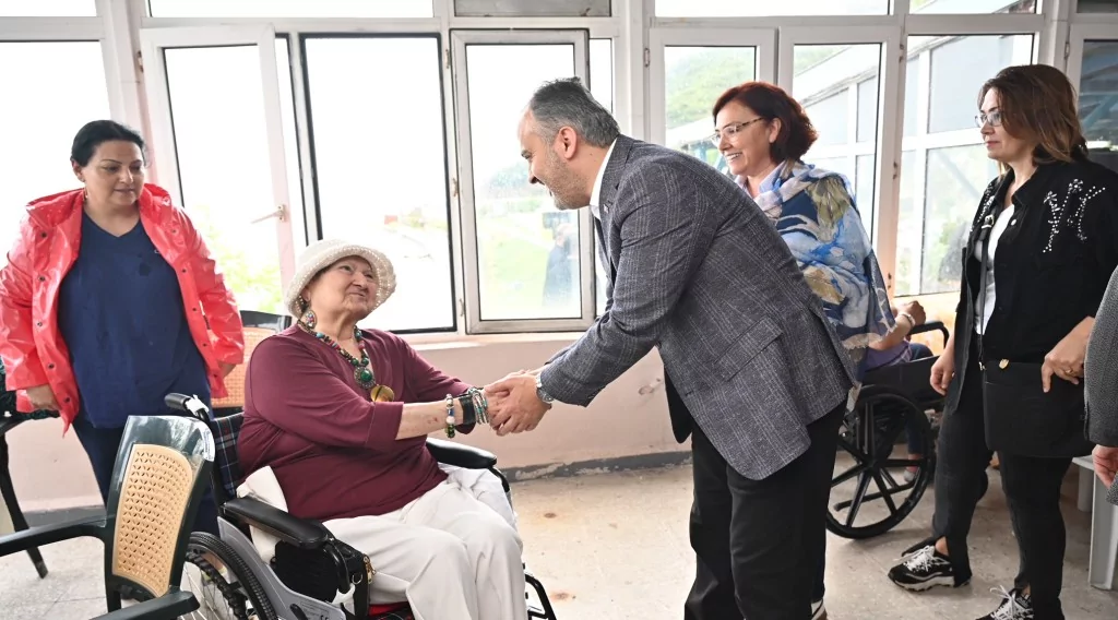 Babalar Günü'nde anlamlı buluşma