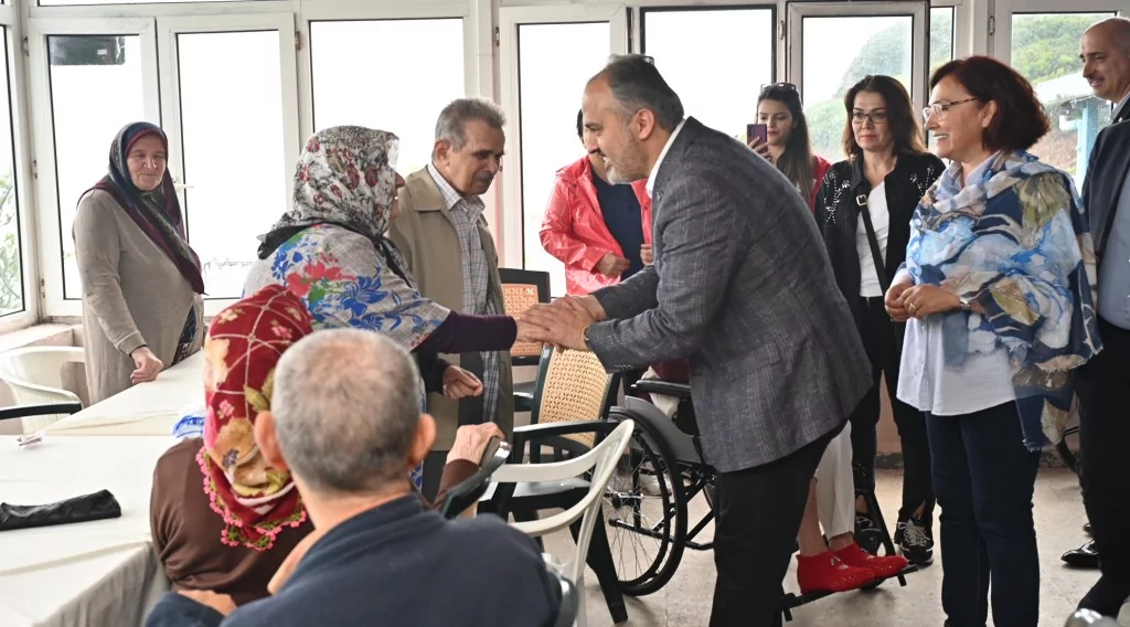 Babalar Günü'nde anlamlı buluşma