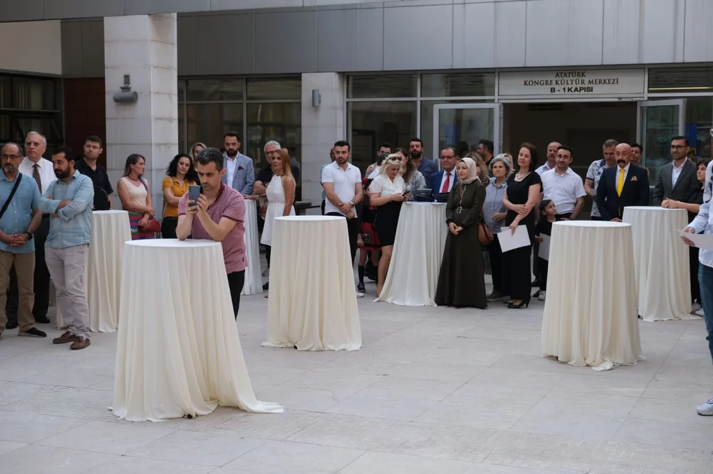 Orkestrada mezuniyet sevinci