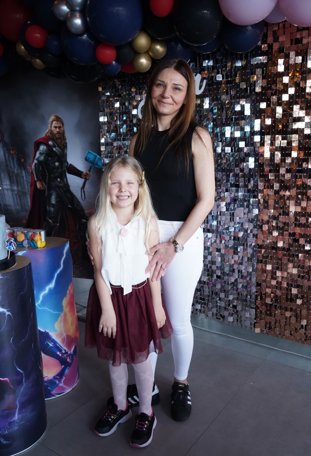 Eğlenceli doğum günü partisinde çocuklar doyasıya eğlendi