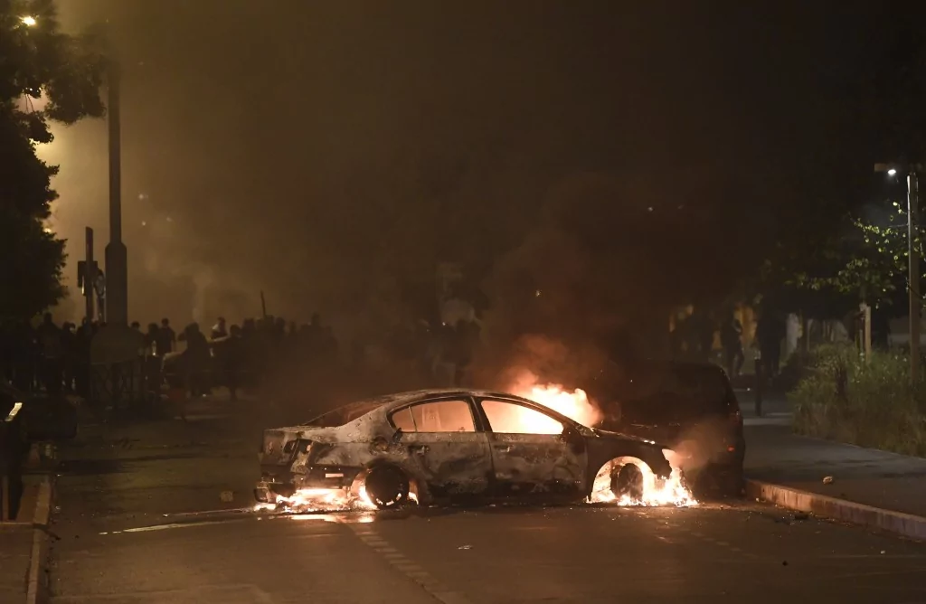 Fransa'da şiddet olayları sürüyor: 667 kişi gözaltında