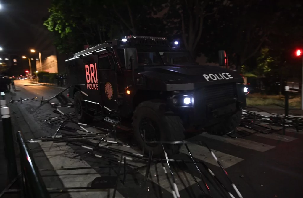 Fransa'da şiddet olayları sürüyor: 667 kişi gözaltında