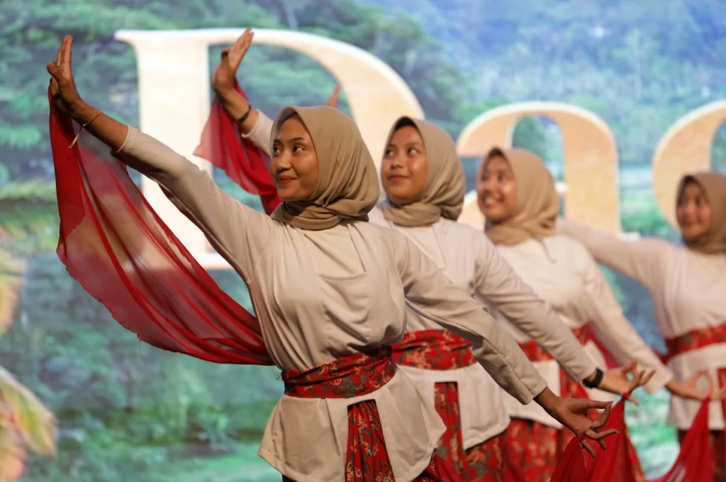 Bursa'da Endonezya rüzgarı esti