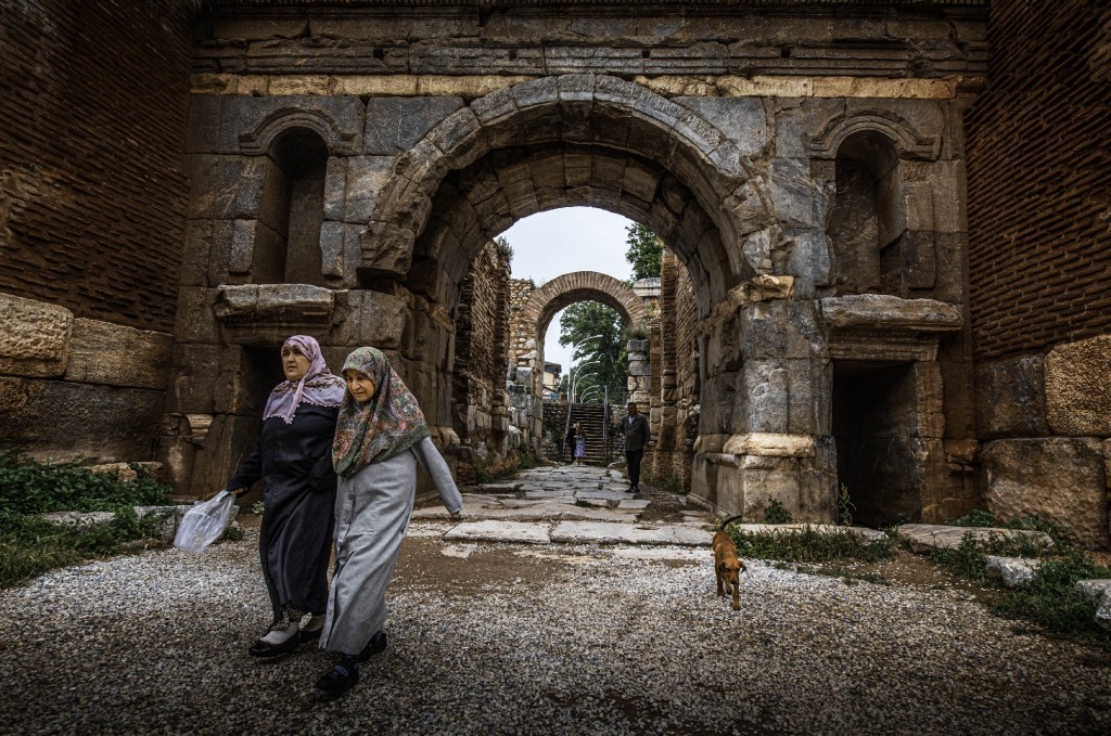 Kare kare Bursa'nın 'köşe taşları'