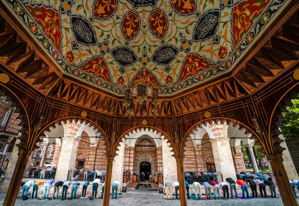 Kare kare Bursa'nın 'köşe taşları'