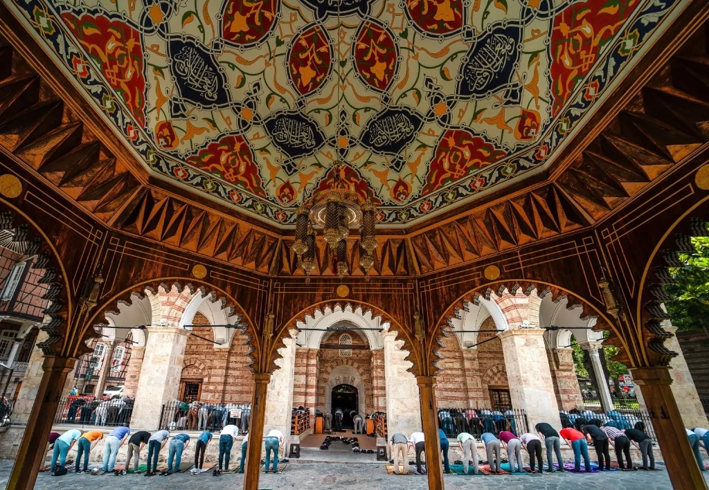 Kare kare Bursa'nın 'köşe taşları'