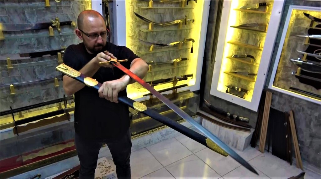 Bursa'da Topkapı Sarayı'ndaki eserin aynısını yaptı, görenler gözyaşlarına hakim olamadı