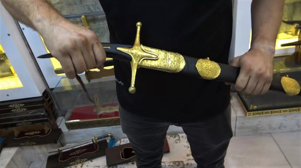 Bursa'da Topkapı Sarayı'ndaki eserin aynısını yaptı, görenler gözyaşlarına hakim olamadı