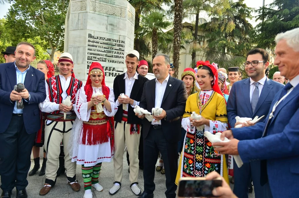 Bursa'dan dünyaya barış ve kardeşlik mesajı