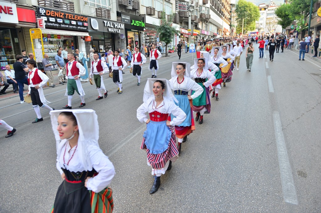 Bursa'dan dünyaya barış ve kardeşlik mesajı