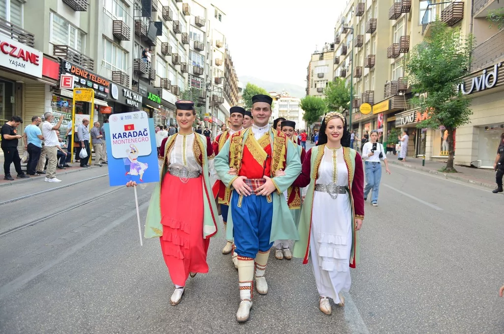 Bursa'dan dünyaya barış ve kardeşlik mesajı