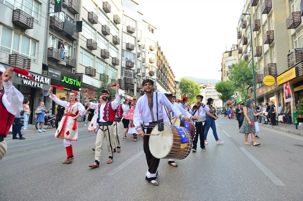 Bursa'dan dünyaya barış ve kardeşlik mesajı