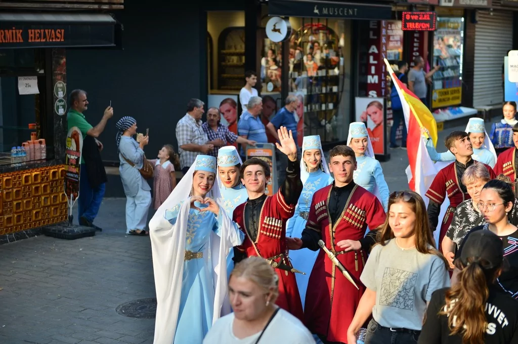 Bursa'dan dünyaya barış ve kardeşlik mesajı