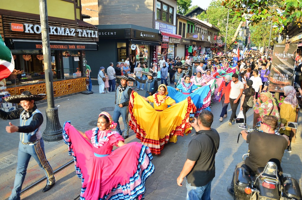 Bursa'dan dünyaya barış ve kardeşlik mesajı